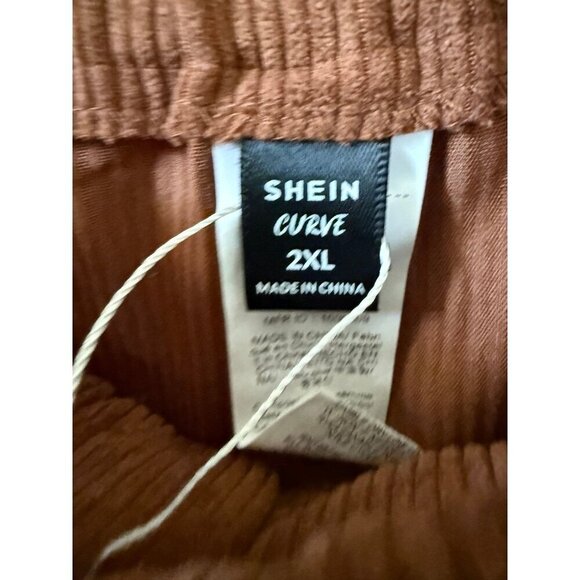 SHEIN curve women’s size 2x-large brown textured shorts - Picture 5 of 8